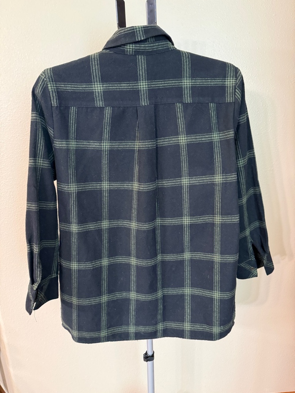 Black & Olive Plaid Button-Down Shirt - Picture 2 of 4